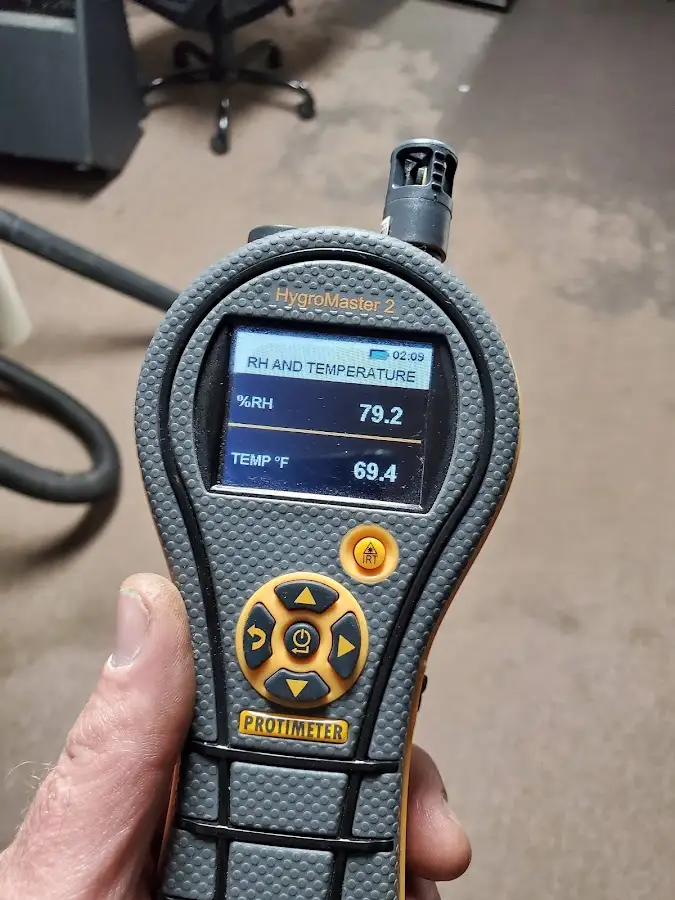 Moisture meter humidity assessment for Mold Remediation & Removal in Kewanee